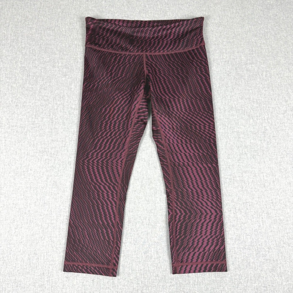 Lululemon Purple Geometric Crop Leggings Size 8 Athletic Yoga Gym